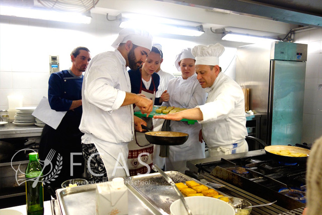 Italian Cuisine Professional Chef Training Course - Scenes from various lessons