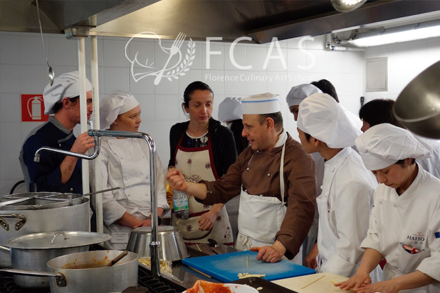 Italian Cuisine Professional Chef Training Course - Scenes from various lessons