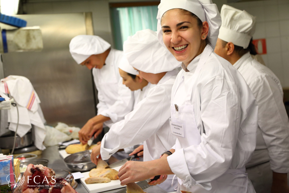 イタリア料理留学　シェフ養成コース、家庭料理コース、ジェラートコース、バリスタコース、インターンシップ