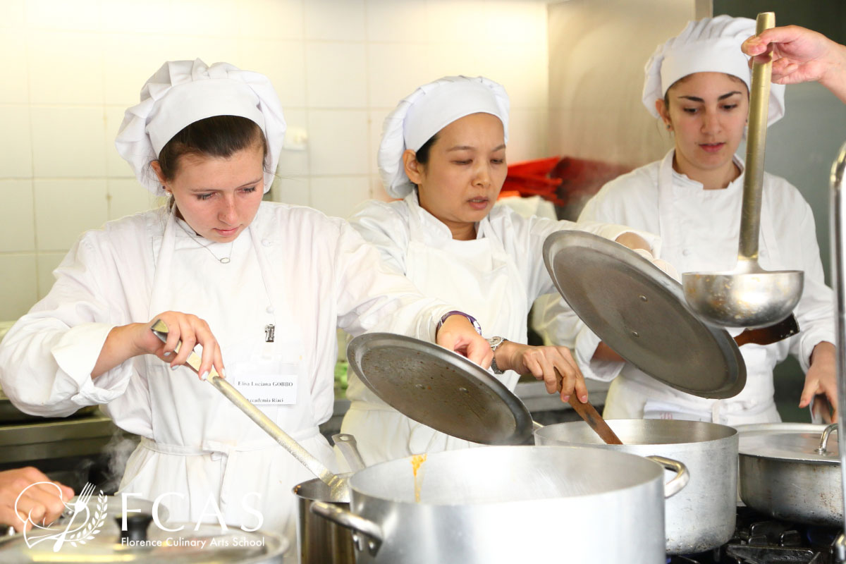イタリア料理留学　シェフ養成コース　インターンシップ　2024年留学